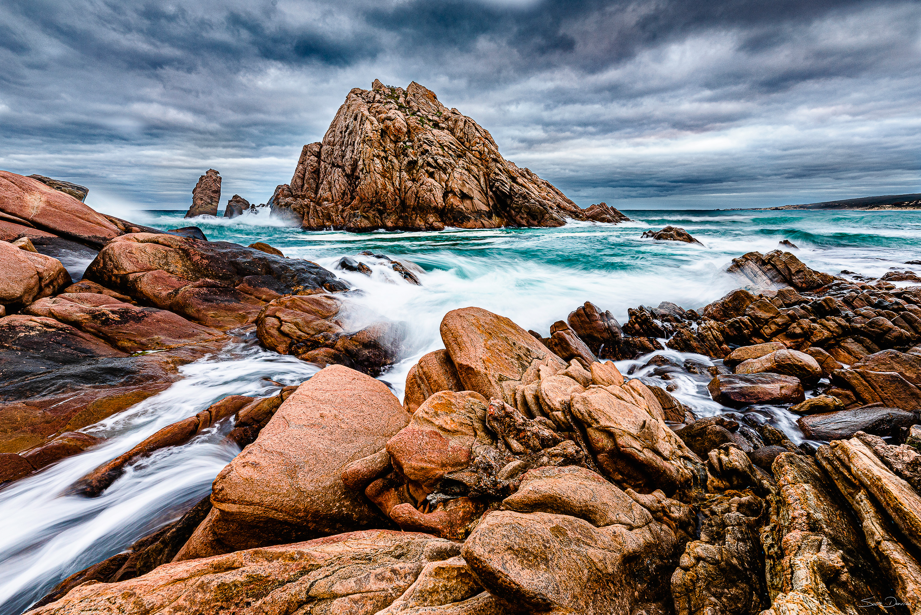 Sugar Loaf Rock lines